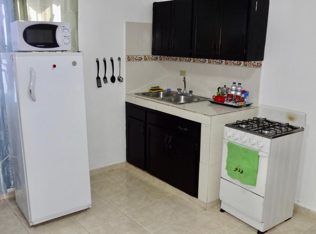 Posada El Sol, Home Near Airport Sdq Бока-Чика Экстерьер фото